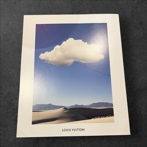 LOUIS VUITTON LV The Book #15 Catalog Coffee Table Magazine NEW 2023 - Picture 3 of 4